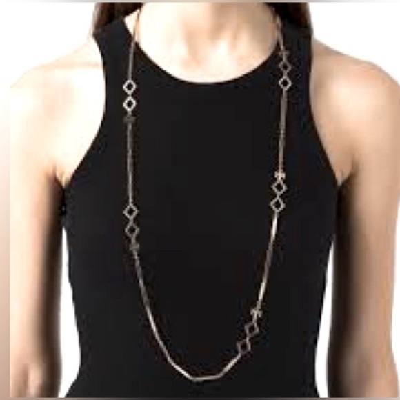 Tory Burch Authentic Roxanne Geo Goldtone
Long Geometric Links Necklace - Picture 4 of 8